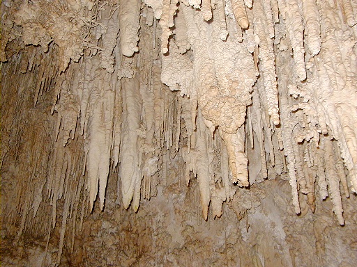 06 - King's Palace Tour - stalactites