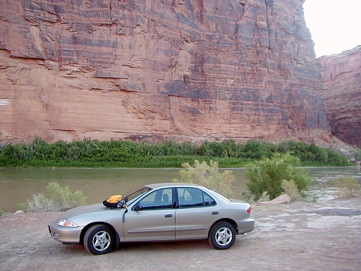 00 - At the Colorado River near Moab