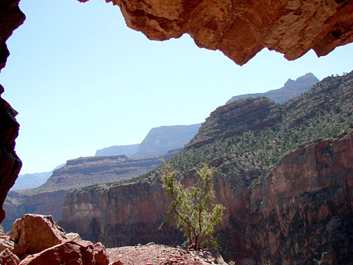 19 - From a cave, before ascending the Grandview