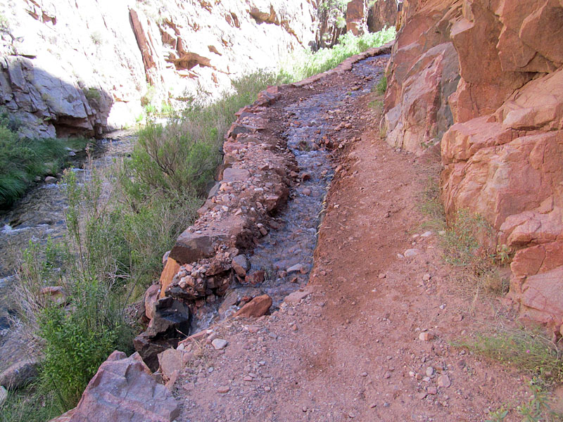 17 - N Kaibab pipeline break