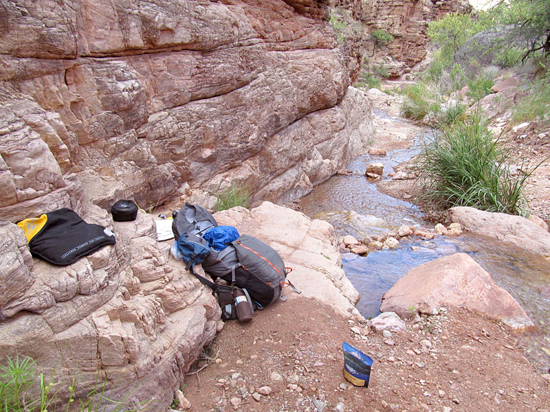 40 - Meal break at Hermit Creek