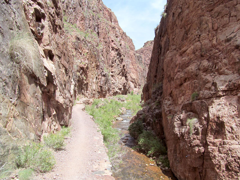 09 - Narrows