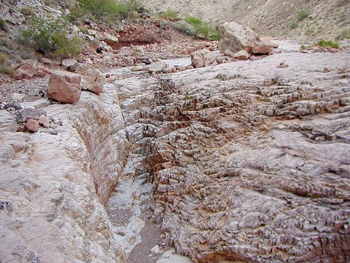 30 - First 75-mile Canyon dryfalls you must descend