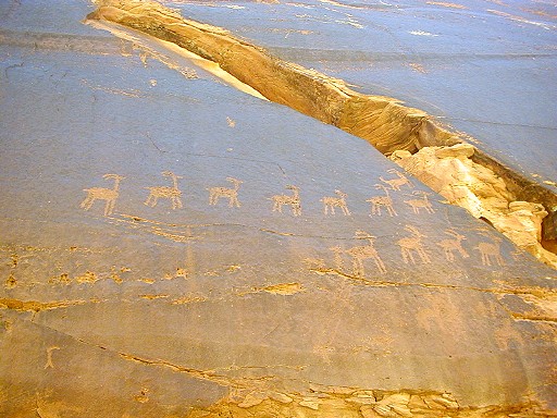 35 - Ancient Anasazi rock art